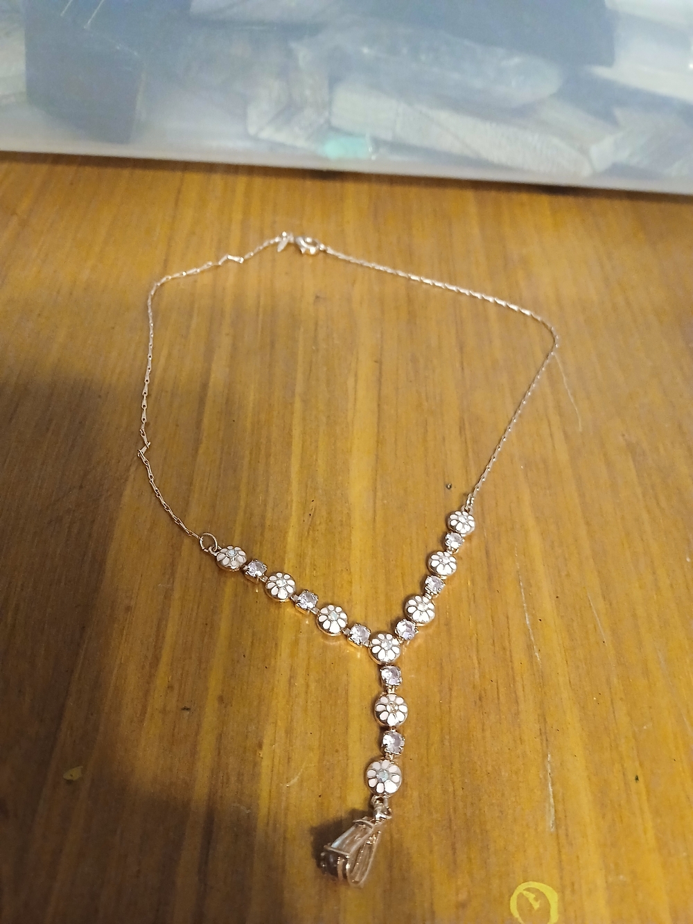 Vintage Avon Floral Y-Style Pendant Necklace - Women Jewelry